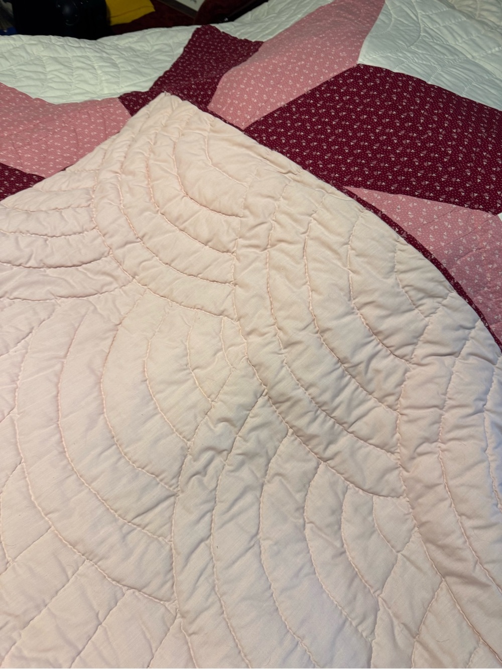 Handmade patchwork quilt - Picture 3 of 3